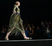&bdquo;Mercedes-Benz&ldquo; Rusijos madų savaitės 2016 m. kolekcijų modeliai