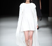 &bdquo;Qing's Zheng Qinger&ldquo; 2016 m. pavasario-vasaros kolekcija