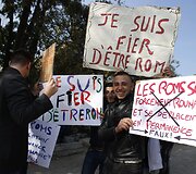 Romai protestavo prie&scaron; ketinimą juos i&scaron;kelti