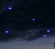 Bepiločiai orlaiviai Kalifornijos padangėje