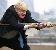 Londono meras traukia virvę