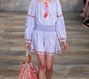&bdquo;Tory Burch&ldquo; 2016 m. pavasario-vasaros kolekcija
