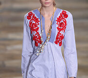 &bdquo;Tory Burch&ldquo; 2016 m. pavasario-vasaros kolekcija