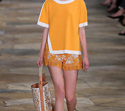 &bdquo;Tory Burch&ldquo; 2016 m. pavasario-vasaros kolekcija