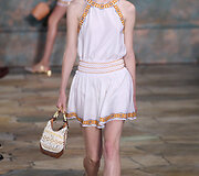 &bdquo;Tory Burch&ldquo; 2016 m. pavasario-vasaros kolekcija