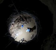 Palestiniečiai taiso Egipto pareigūnų vandens srove sugriautus tunelius