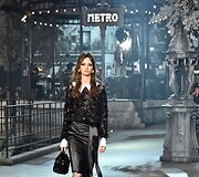 &bdquo;Chanel&ldquo; tarpsezoninės kolekcijos pristatymas