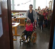 Septynerių Ramela Meseljevic gimė be rankų ir viena trumpesne koja
