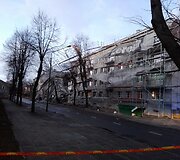 Nuvirtę pastoliai