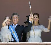 Argentinos vairą perima rinkėjų simpatijų nepraradęs Mauricio Macri