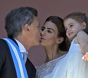 Argentinos vairą perima rinkėjų simpatijų nepraradęs Mauricio Macri