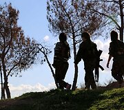 Prie&scaron; &bdquo;Islamo valstybės&ldquo; džihadistus kovojančios kurdės