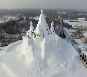 Ledo pilies statyba Kinijoje