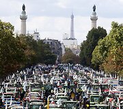 Rugsėjo 3 diena. Prancūzijos ūkininkai protestavo sostinėje