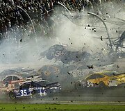 Susidūrimas &bdquo;Nascar&ldquo; lenktynėse