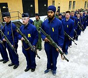 10. &Scaron;vedija &ndash; 100 gyventojų tenka apie 32 &scaron;aunamieji ginklai