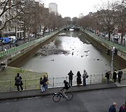 Paryžiuje valomas &Scaron;v. Martyno kanalas
