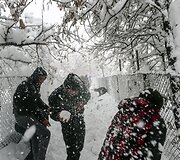 Gausiai prisnigusios Turkijos miesto Sirnako gatvės