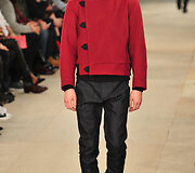 &bdquo;Christopher Raeburn&ldquo; 2016 m. rudens-žiemos kolekcijos modelis