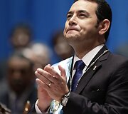 Gvatemalos prezidentu prisaikdintas Jimmy Moralesas