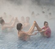 Joga kar&scaron;tųjų versmių baseine Kinijoje