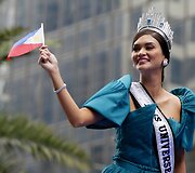 Manila pasitiko &bdquo;Miss visatos&ldquo; nugalėtoją &ndash; Pia Alonzo Wurtzbach