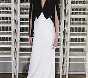 &bdquo;Alexis Mabille&ldquo; 2016 m. pavasario-vasaros kolekcijos modelis
