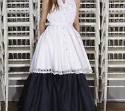 &bdquo;Alexis Mabille&ldquo; 2016 m. pavasario-vasaros kolekcijos modelis