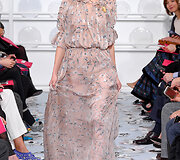 &bdquo;Schiaparelli&ldquo; 2016 m. pavasario-vasaros kolekcijos modelis