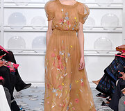 &bdquo;Schiaparelli&ldquo; 2016 m. pavasario-vasaros kolekcijos modelis