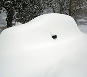 Apsnigtas automobilis Virdžinijoje