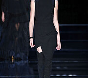 &bdquo;Alexandre Vauthier&ldquo; 2016m. pavasario-vasaros kolekcijos modelis