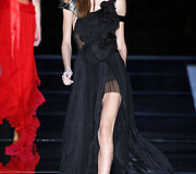 &bdquo;Alexandre Vauthier&ldquo; 2016m. pavasario-vasaros kolekcijos modelis