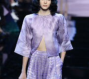 &bdquo;Giorgio Armani&ldquo; 2016 m. pavasario-vasaros kolekcijos modelis