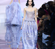 &bdquo;Giorgio Armani&ldquo; 2016 m. pavasario-vasaros kolekcijos modelis