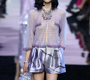 &bdquo;Giorgio Armani&ldquo; 2016 m. pavasario-vasaros kolekcijos modelis
