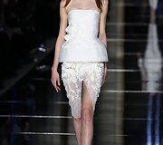 &bdquo;Zuhair Murad&ldquo; 2016 m. pavasario-vasaros kolekcijos modelis