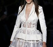 &bdquo;Zuhair Murad&ldquo; 2016 m. pavasario-vasaros kolekcijos modelis