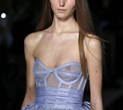 &bdquo;Zuhair Murad&ldquo; 2016 m. pavasario-vasaros kolekcijos modelis