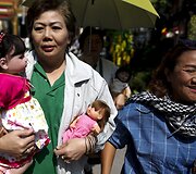 Užkalbėtos tailandiečių lėlės &ndash; vaikai-angelai &ndash; tikima atne&scaron;a laimę ir turtus