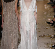 &bdquo;Valentino&ldquo; 2016 m. pavasario-vasaros kolekcijos modelis