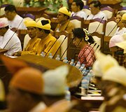 Mianmaro parlamente darbą pradeda Aung San Suu Kyi partija