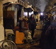 Romai i&scaron;keldinami i&scaron; nelegalios stovyklos Paryžiuje