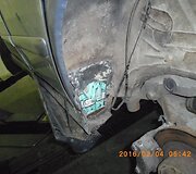 Automobilis&ndash;slėptuvė
