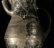 Vikingų archeologinių artefaktų parodos eksponatai