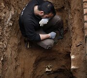 Ispanijos pilietinio karo aukos perkeliamos i&scaron; masinės kapavietės ir perduodamos laukiantiems artimiesiems