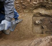 Ispanijos pilietinio karo aukos perkeliamos i&scaron; masinės kapavietės ir perduodamos laukiantiems artimiesiems