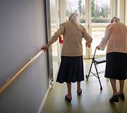 Seniausios pasaulyje dvynės sulaukė 104 metų 