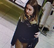 Dėl pavogtų megztinių ie&scaron;komos merginos