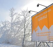 Liepkalnyje gaminamas sniegas ir lyginamos trasos